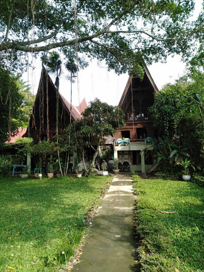 Bagus Bay Homestay Tuk Tuk Exterior foto
